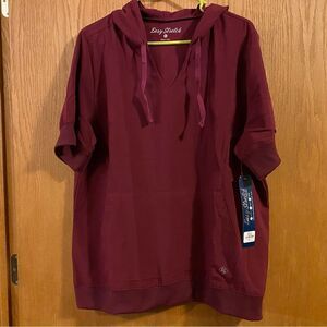 Easy Stretch short sleeved, hooded nursing uniform top, size XL. (S93)
